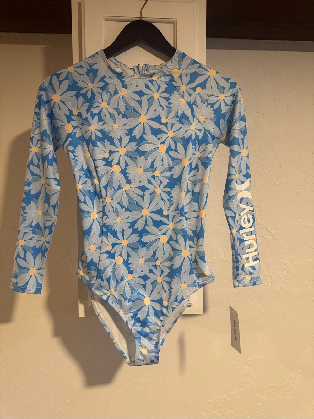 NWT Hurley Blue Floral Long-Sleeve surf Swimsuit small